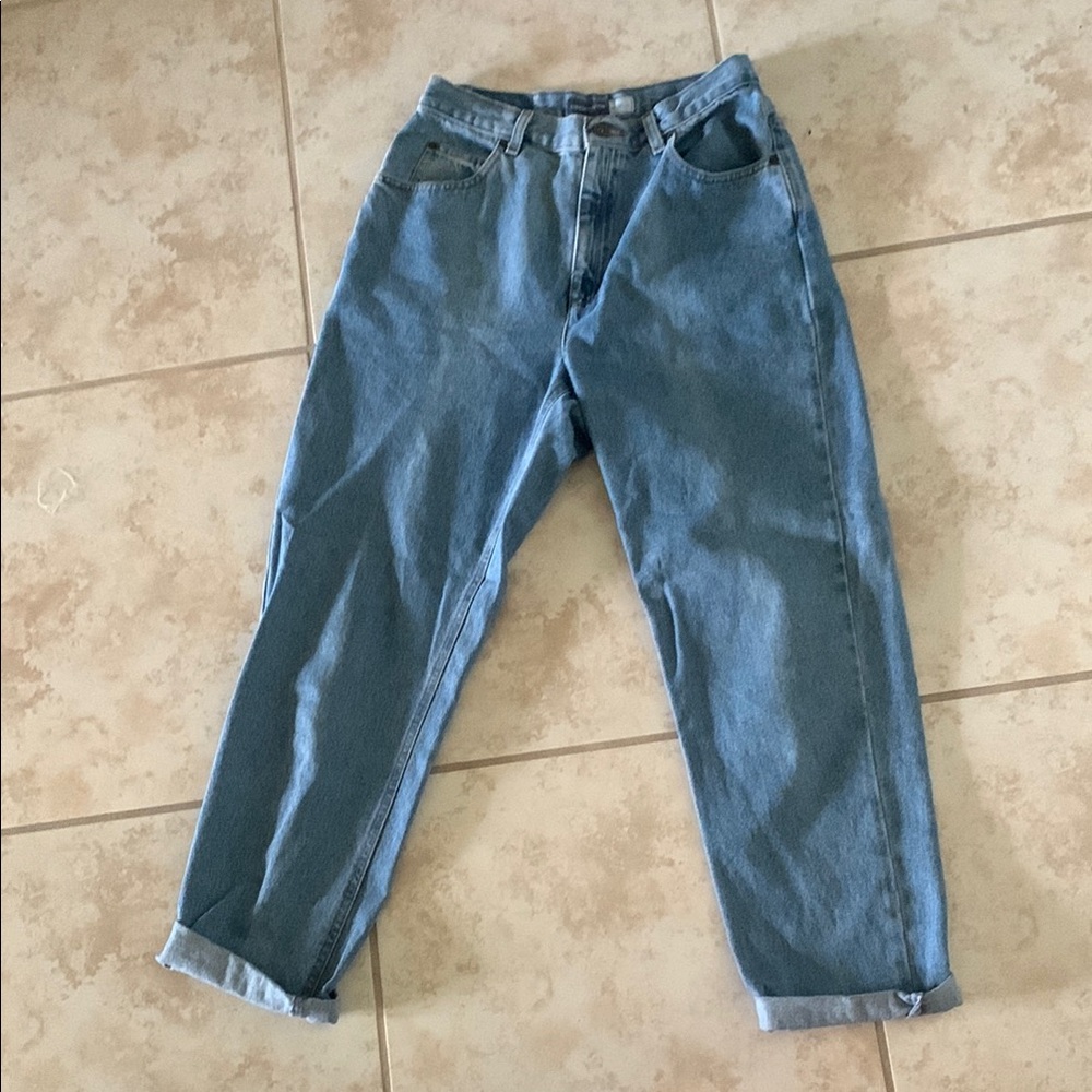 Liz Claiborne Relaxed Blue Jeans with Tapered Legs, Mom Jeans Fit